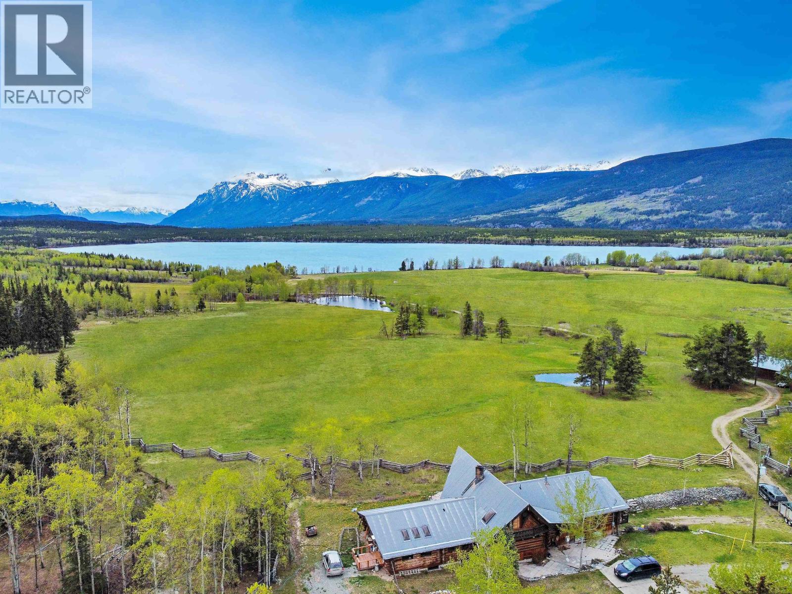 4899 Mcghee Road, Williams Lake, British Columbia  V0L 1V0 - Photo 1 - R3095783