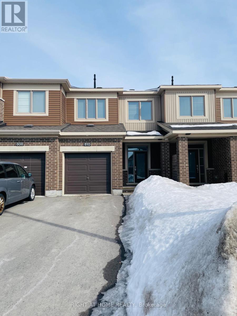 810 JUNE GRASS STREET, Ottawa, Ontario