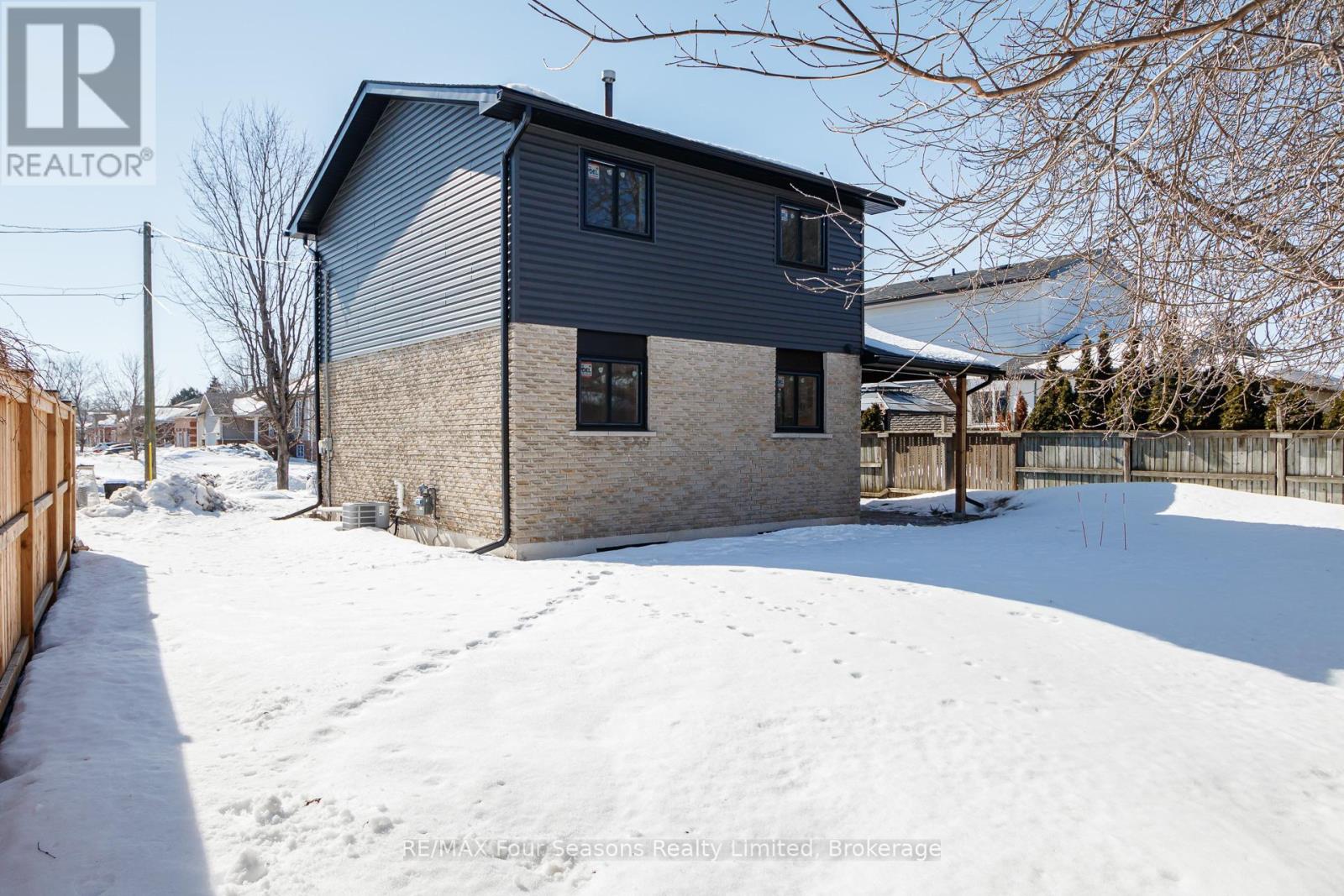255 Valleyfield Crescent, Clearview, Ontario  L0M 1S0 - Photo 36 - S12851730