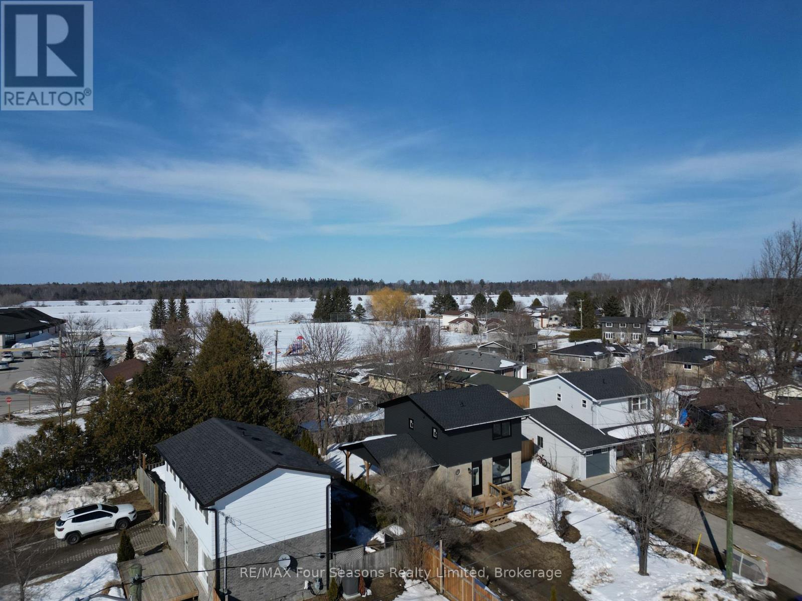 255 Valleyfield Crescent, Clearview, Ontario  L0M 1S0 - Photo 43 - S12851730