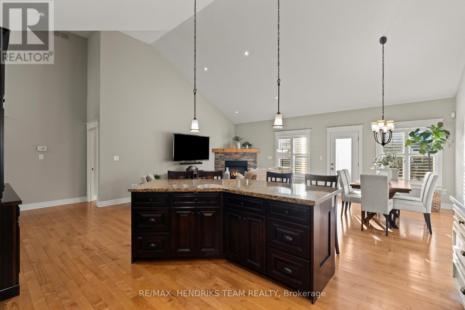 5 Mclean Court, St. Catharines, Ontario  L2W 0A2 - Photo 18 - X12851486