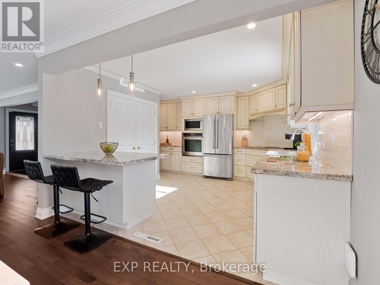 2189 Niagara Parkway, Fort Erie, Ontario  L2A 5M4 - Photo 10 - X12851580