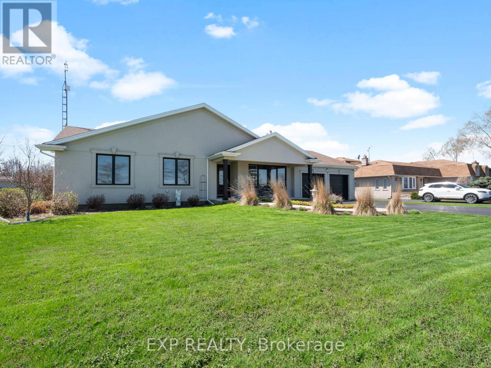 2189 Niagara Parkway, Fort Erie, Ontario  L2A 5M4 - Photo 4 - X12851580