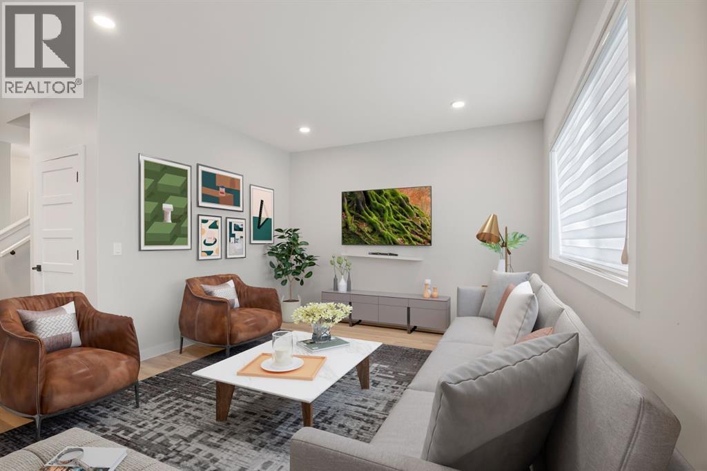 38 Thayer Close, Red Deer, Alberta T4P 0W7 - Photo 5 - A2285298