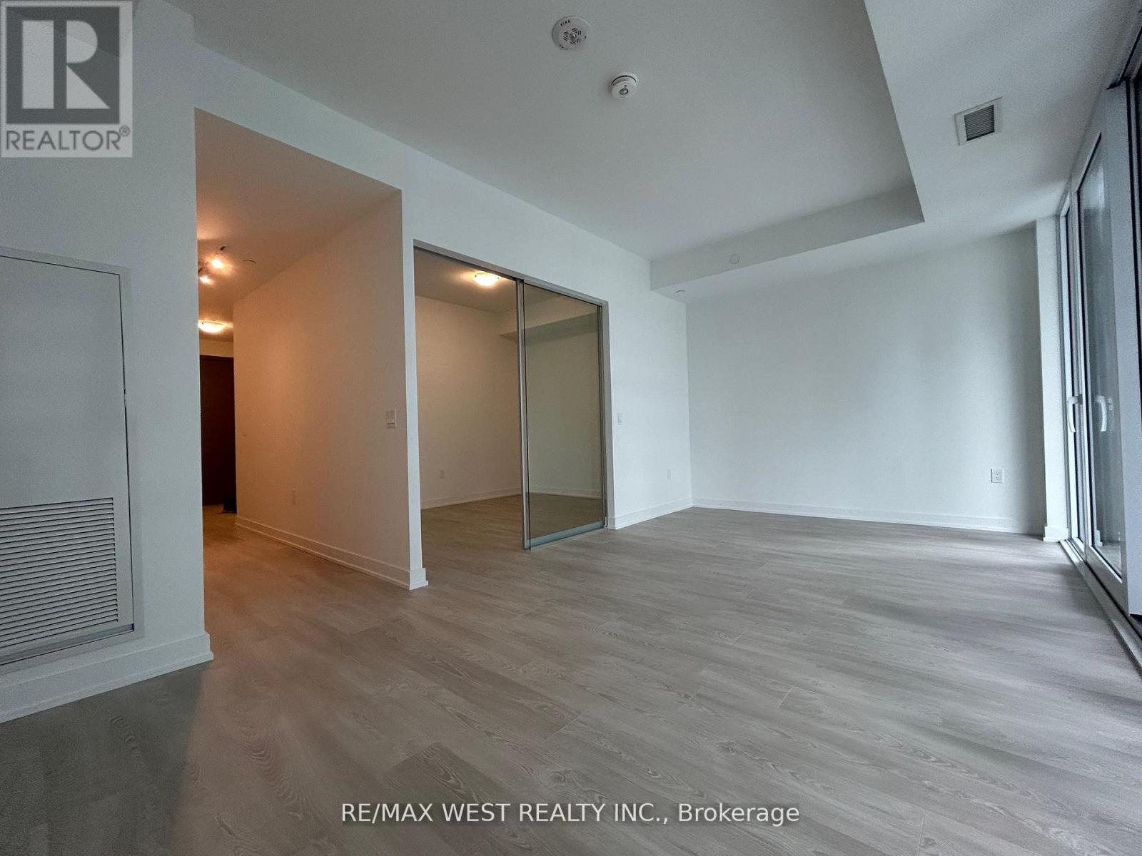 2311 - 634 Church Street, Toronto, Ontario  M4Y 2G3 - Photo 2 - C12851536