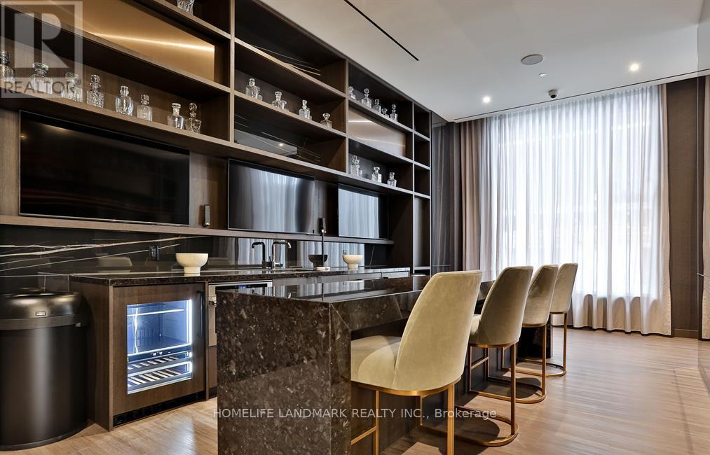 1614 - 11 Yorkville Avenue, Toronto, Ontario  M4W 0B7 - Photo 14 - C12851582