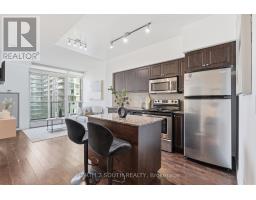 712 - 215 FORT YORK BOULEVARD, Toronto, Ontario