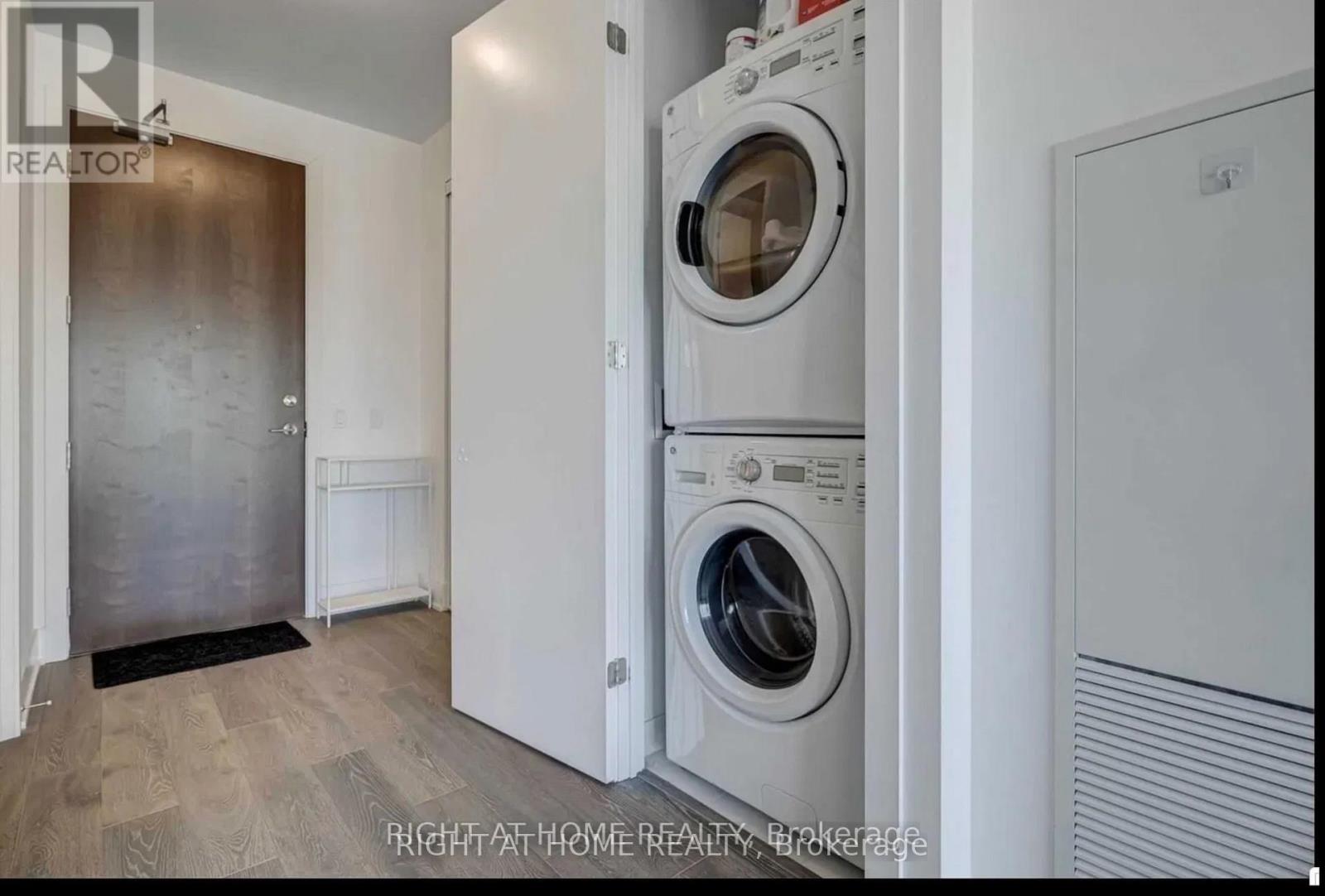 Uph02 - 38 Iannuzzi Street, Toronto, Ontario  M5V 0S2 - Photo 4 - C12851672