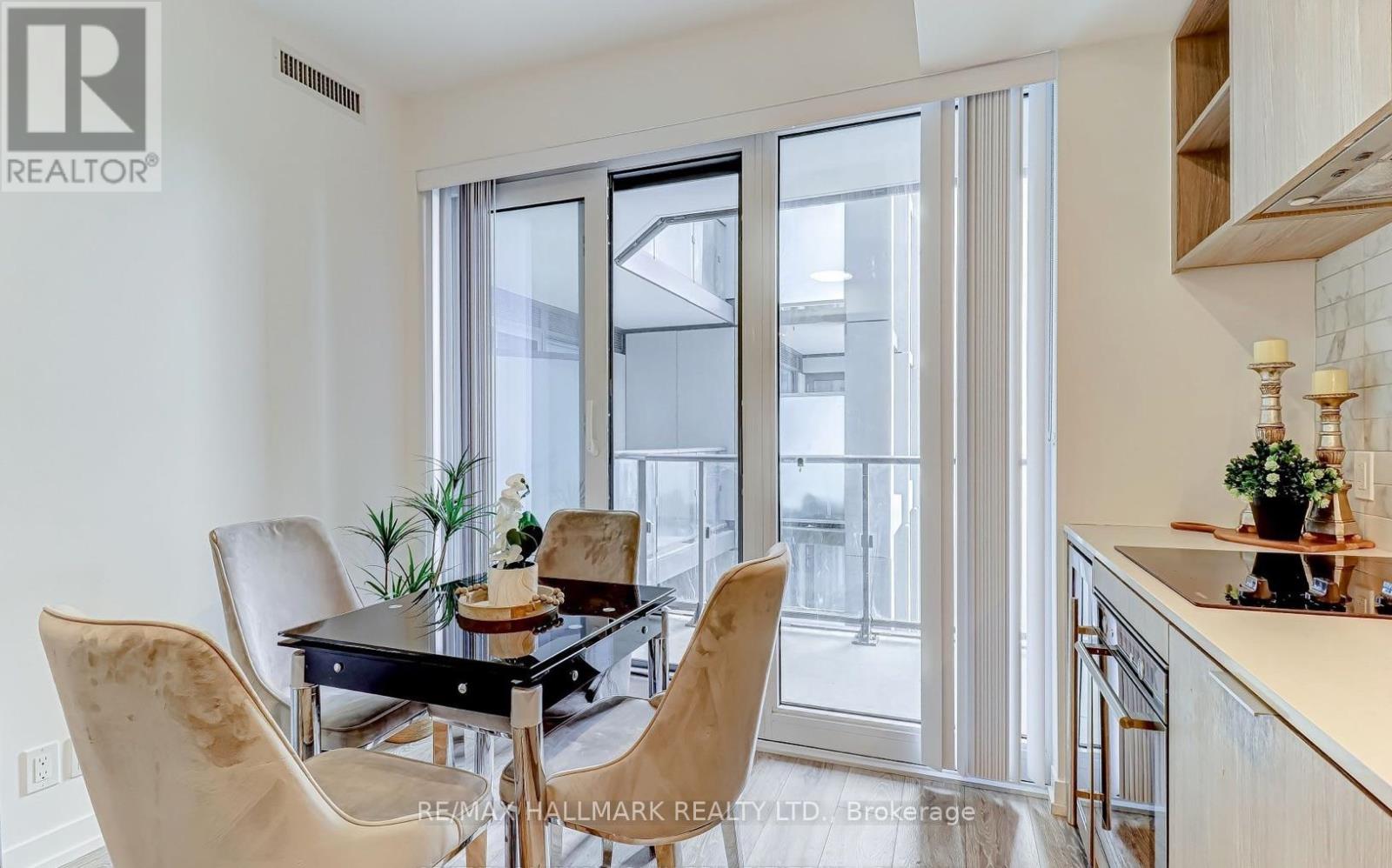 601 - 2020 Bathurst Street, Toronto, Ontario  M5P 0A6 - Photo 5 - C12851712