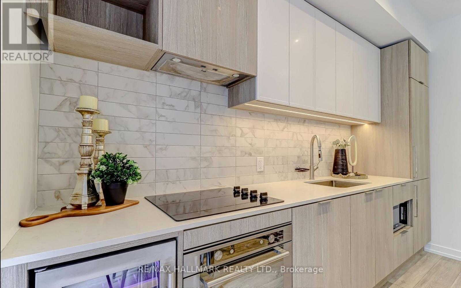 601 - 2020 Bathurst Street, Toronto, Ontario  M5P 0A6 - Photo 6 - C12851712