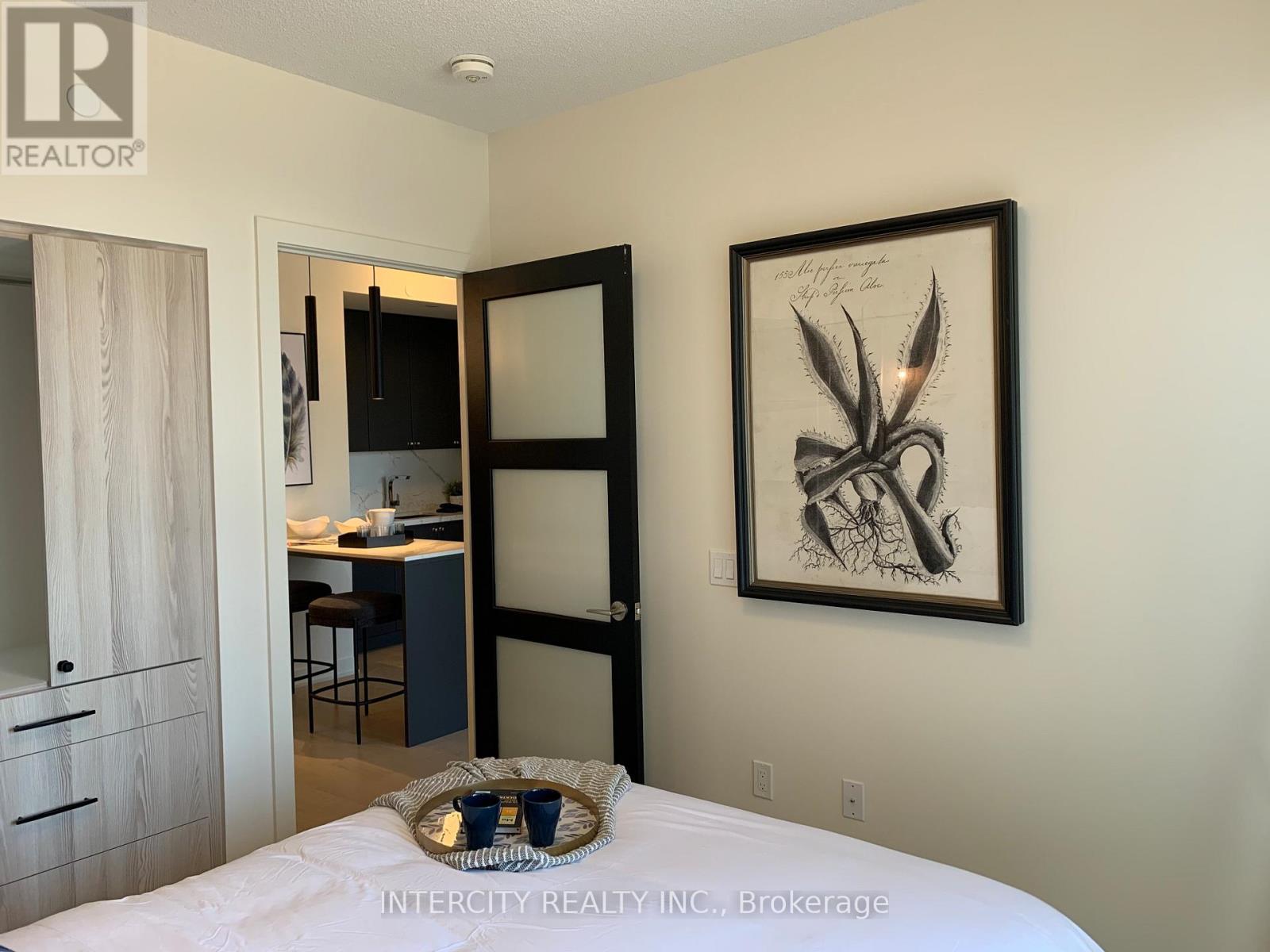 2516 - 330 Richmond Street W, Toronto, Ontario  M5V 1X2 - Photo 18 - C12851736