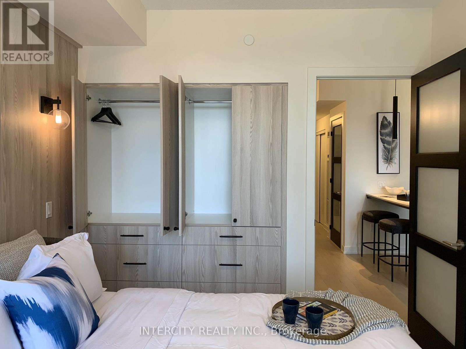 2516 - 330 Richmond Street W, Toronto, Ontario  M5V 1X2 - Photo 19 - C12851736