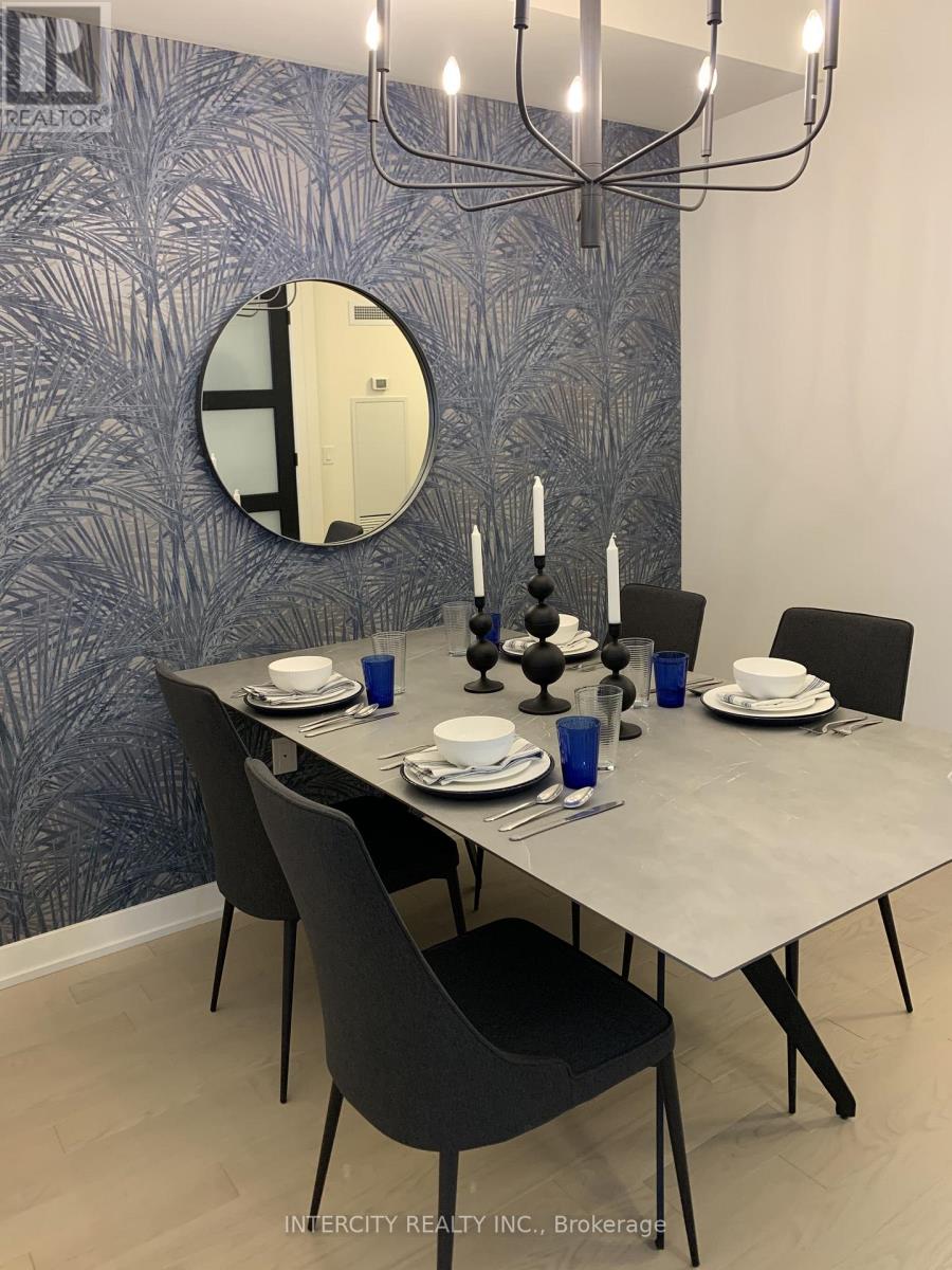 2516 - 330 Richmond Street W, Toronto, Ontario  M5V 1X2 - Photo 7 - C12851736