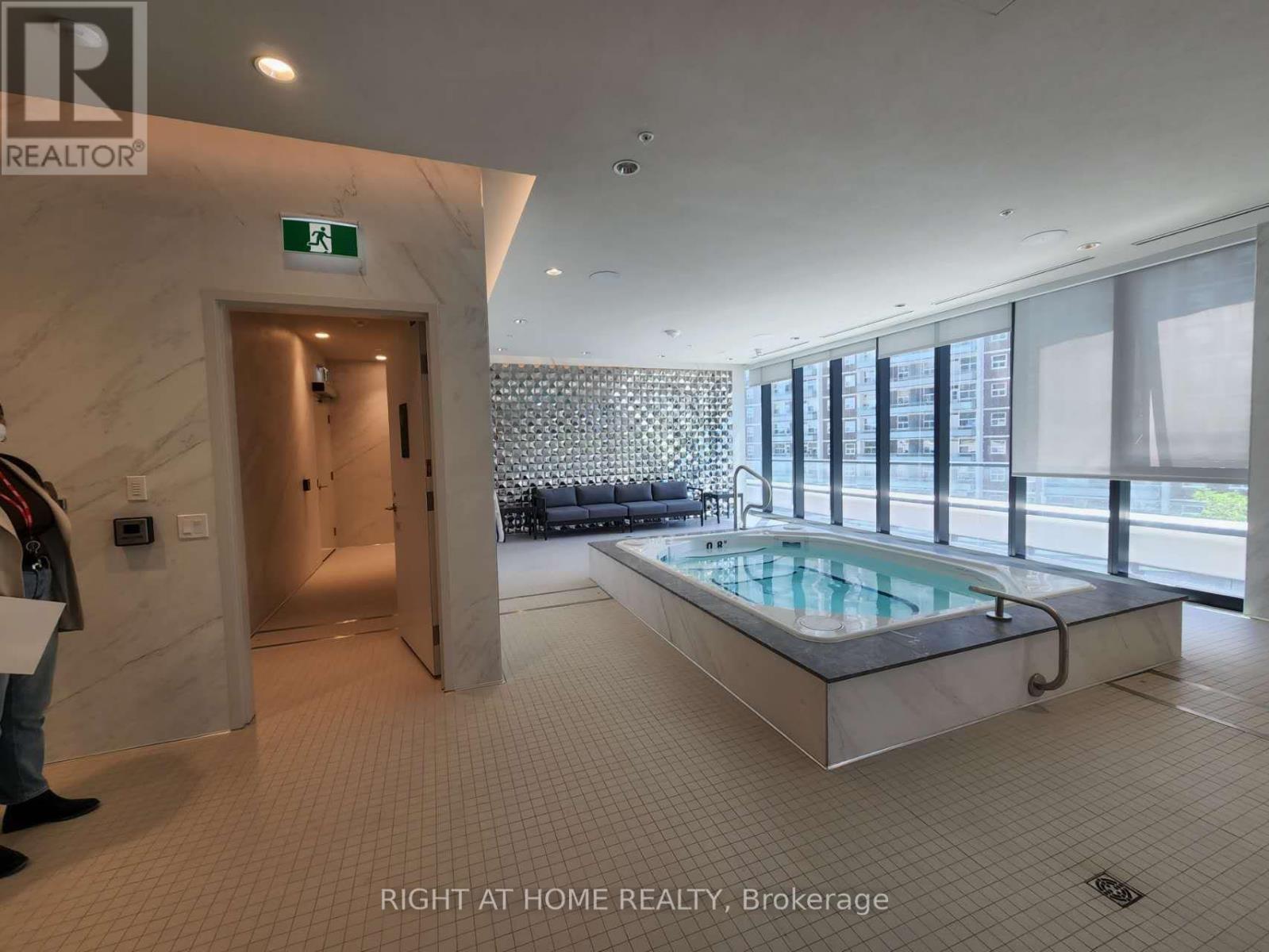 3418 - 585 Bloor Street E, Toronto, Ontario  M4W 0B3 - Photo 9 - C12851744