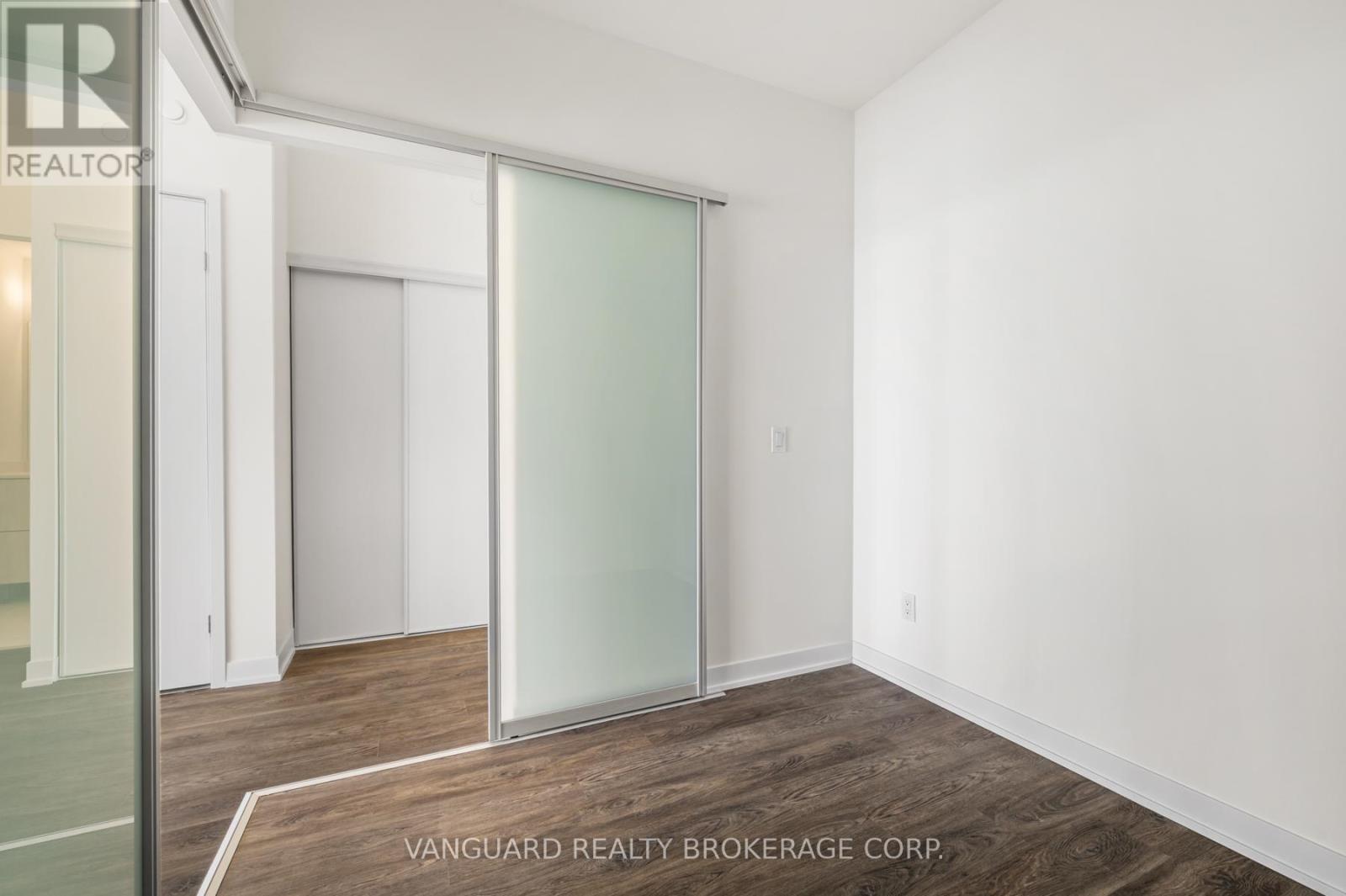 1231 - 2 David Eyer Road, Richmond Hill, Ontario  L4S 0N5 - Photo 23 - N12851492