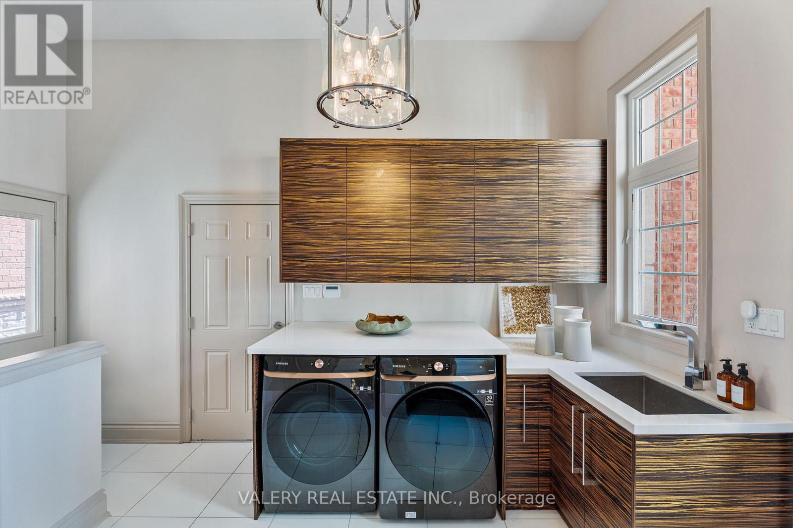 211 Grand Vellore Crescent, Vaughan, Ontario  L4H 0N9 - Photo 21 - N12851514