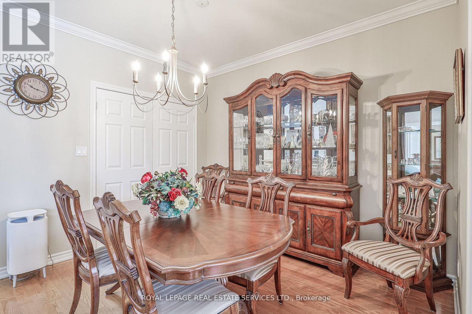 303 - 33 Wallace Street, Vaughan, Ontario  L4L 2P2 - Photo 7 - N12851520