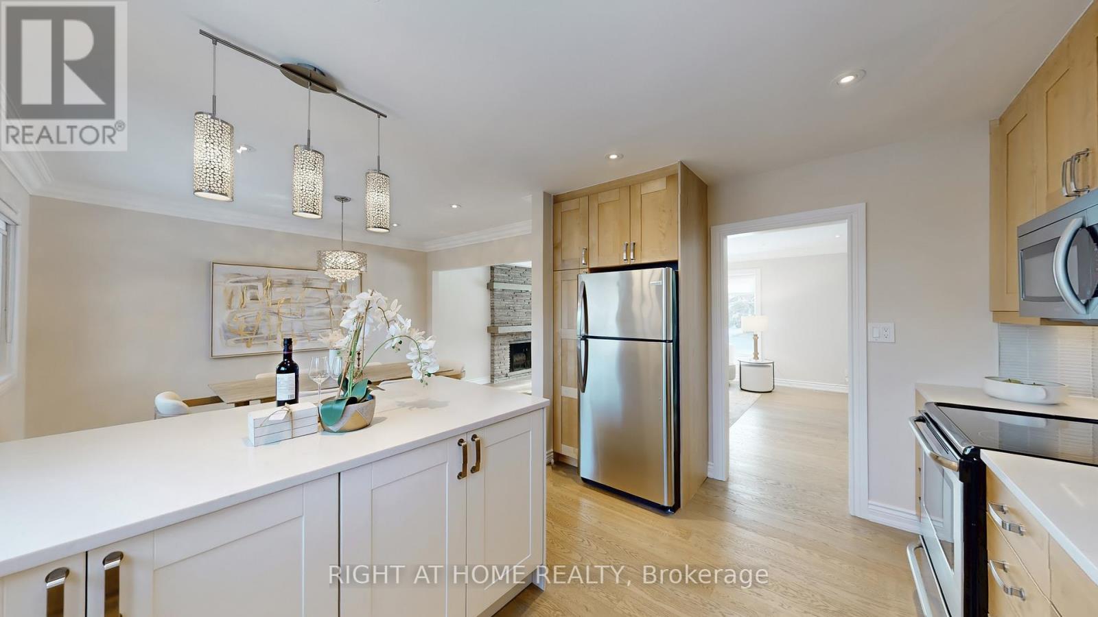 12 Courtham Avenue, Markham, Ontario  L3T 1G3 - Photo 15 - N12851562