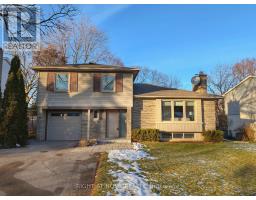 12 COURTHAM AVENUE, Markham, Ontario