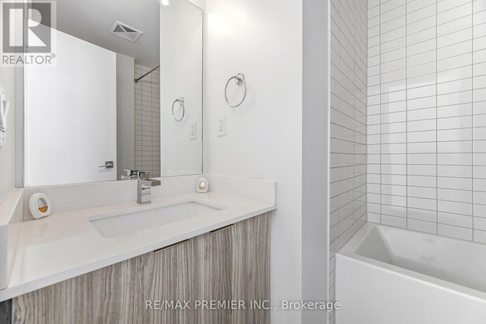 #3408 - 2916 Highway 7, Vaughan, Ontario  L4K 0K6 - Photo 17 - N12851666