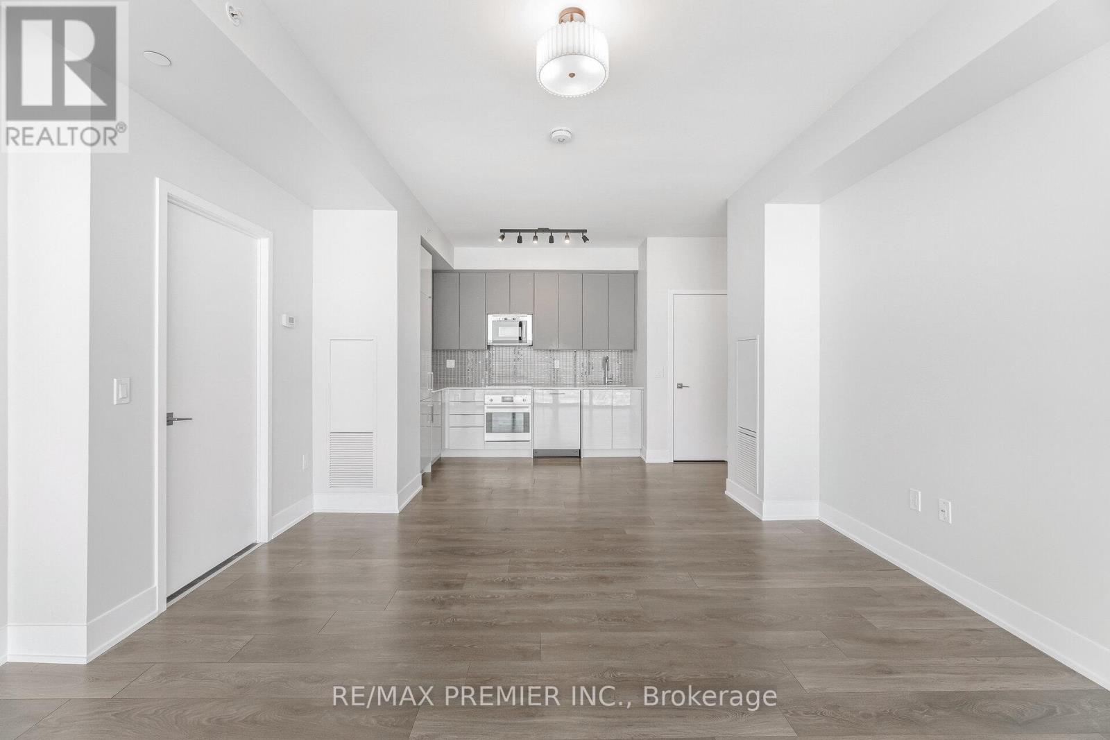 #3408 - 2916 Highway 7, Vaughan, Ontario  L4K 0K6 - Photo 2 - N12851666