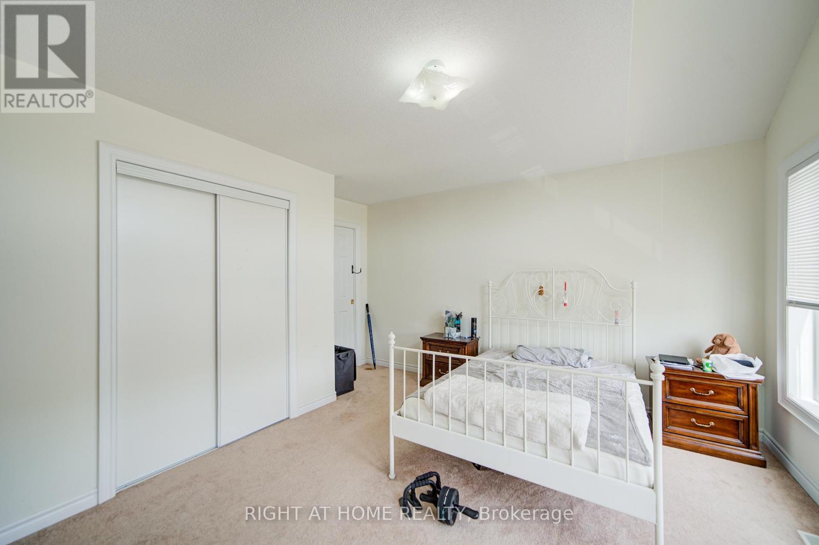 26 Pearl Street, Wasaga Beach, Ontario  L9Z 1J6 - Photo 34 - S12851576