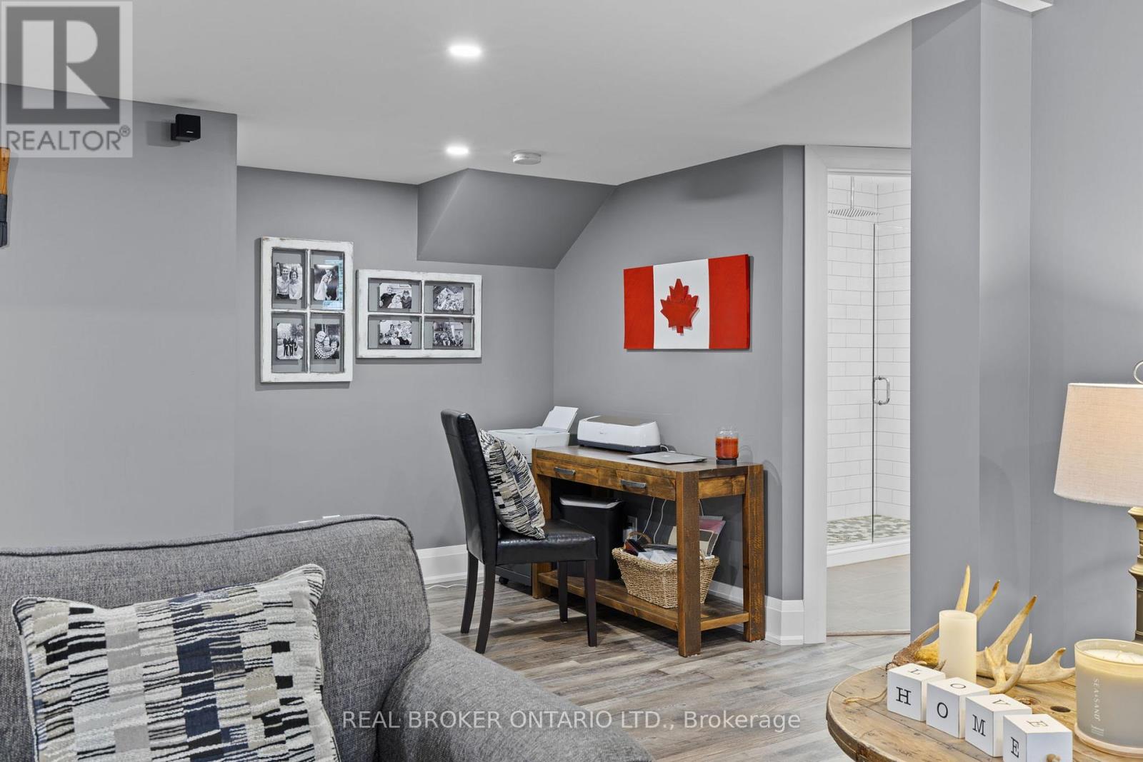 49 Sydenham Trail W, Clearview, Ontario  L0M 1H0 - Photo 34 - S12851652