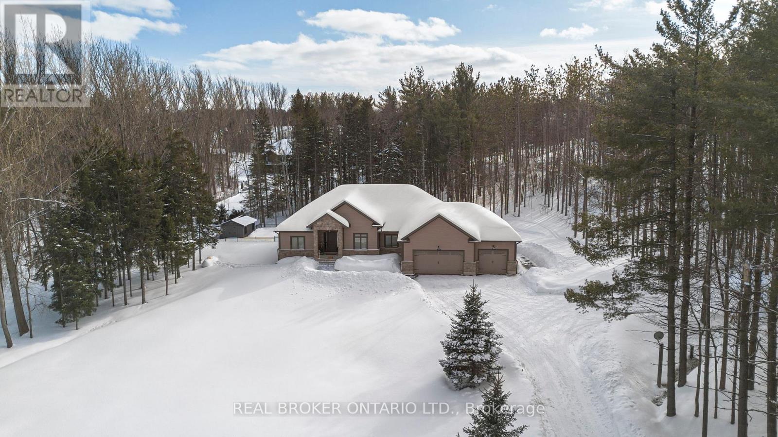 49 Sydenham Trail W, Clearview, Ontario  L0M 1H0 - Photo 46 - S12851652