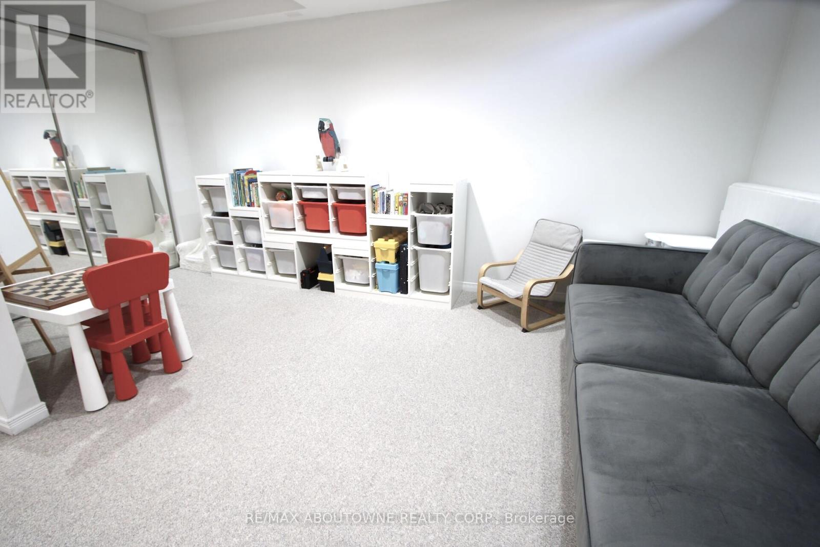 3845 Cedar Hedge Rise, Mississauga, Ontario  L5N 6X2 - Photo 28 - W12841434