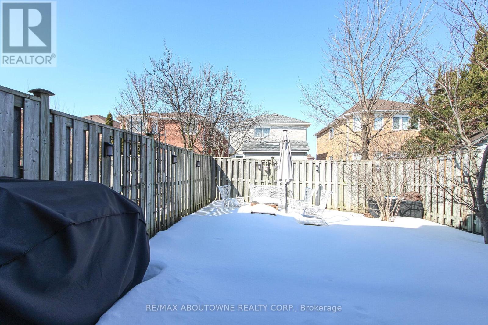 3845 Cedar Hedge Rise, Mississauga, Ontario  L5N 6X2 - Photo 30 - W12841434