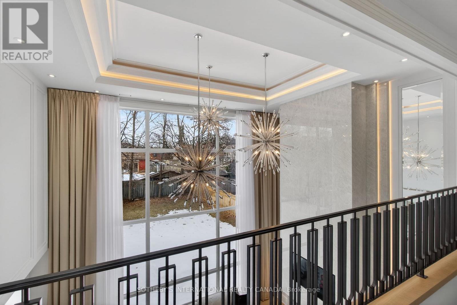 131 Mayfield Drive, Oakville (Cp College Park), Ontario  L6H 1K6 - Photo 24 - W12851454