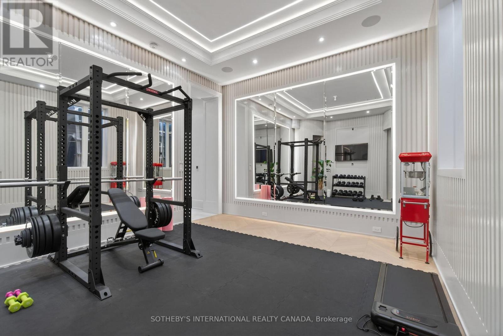 131 Mayfield Drive, Oakville (Cp College Park), Ontario  L6H 1K6 - Photo 41 - W12851454