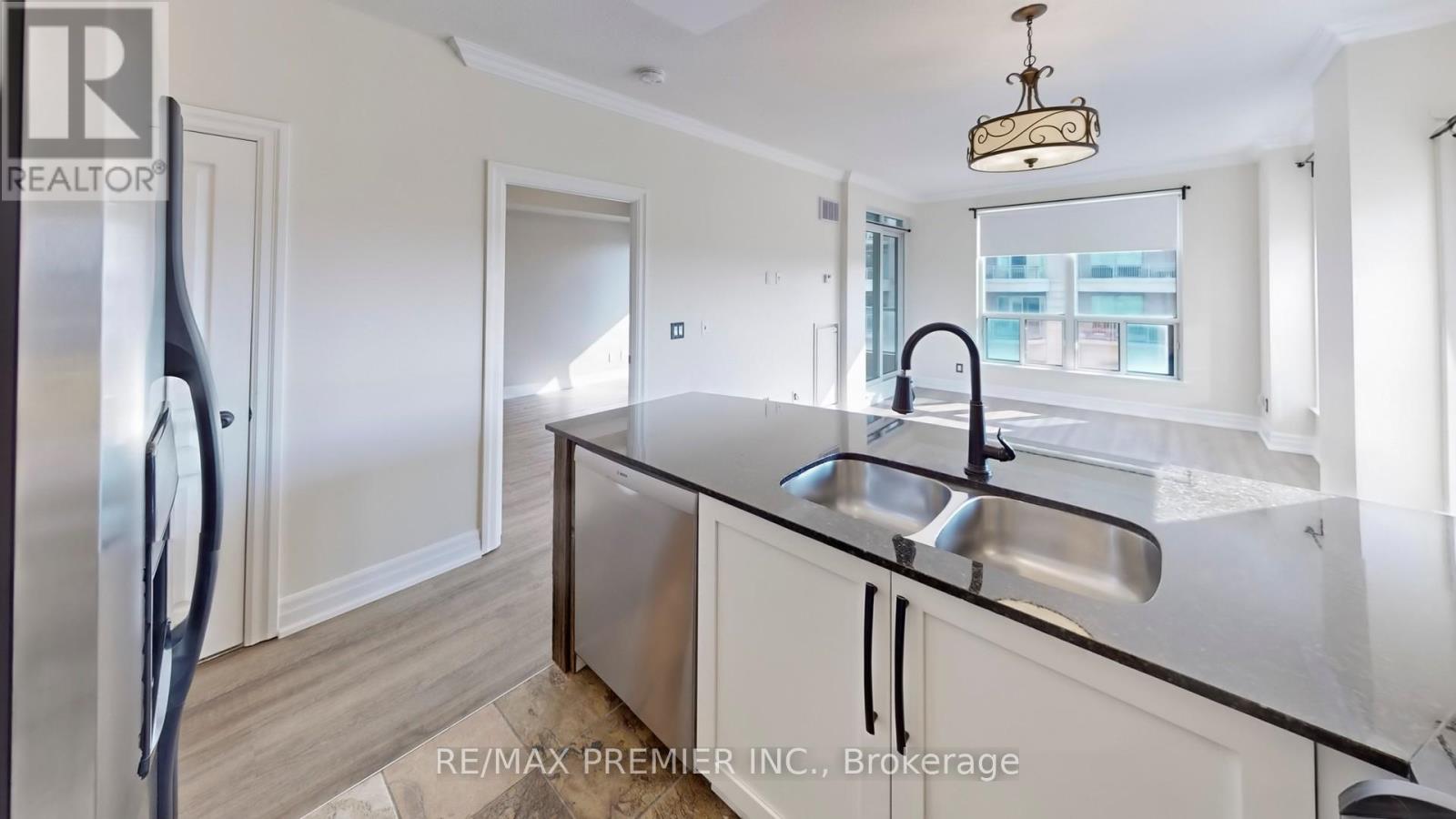 307 - 2087 Lake Shore Boulevard, Toronto (Mimico), Ontario  M8V 4G3 - Photo 16 - W12851462