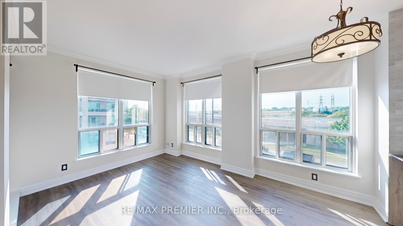 307 - 2087 Lake Shore Boulevard, Toronto (Mimico), Ontario  M8V 4G3 - Photo 9 - W12851462