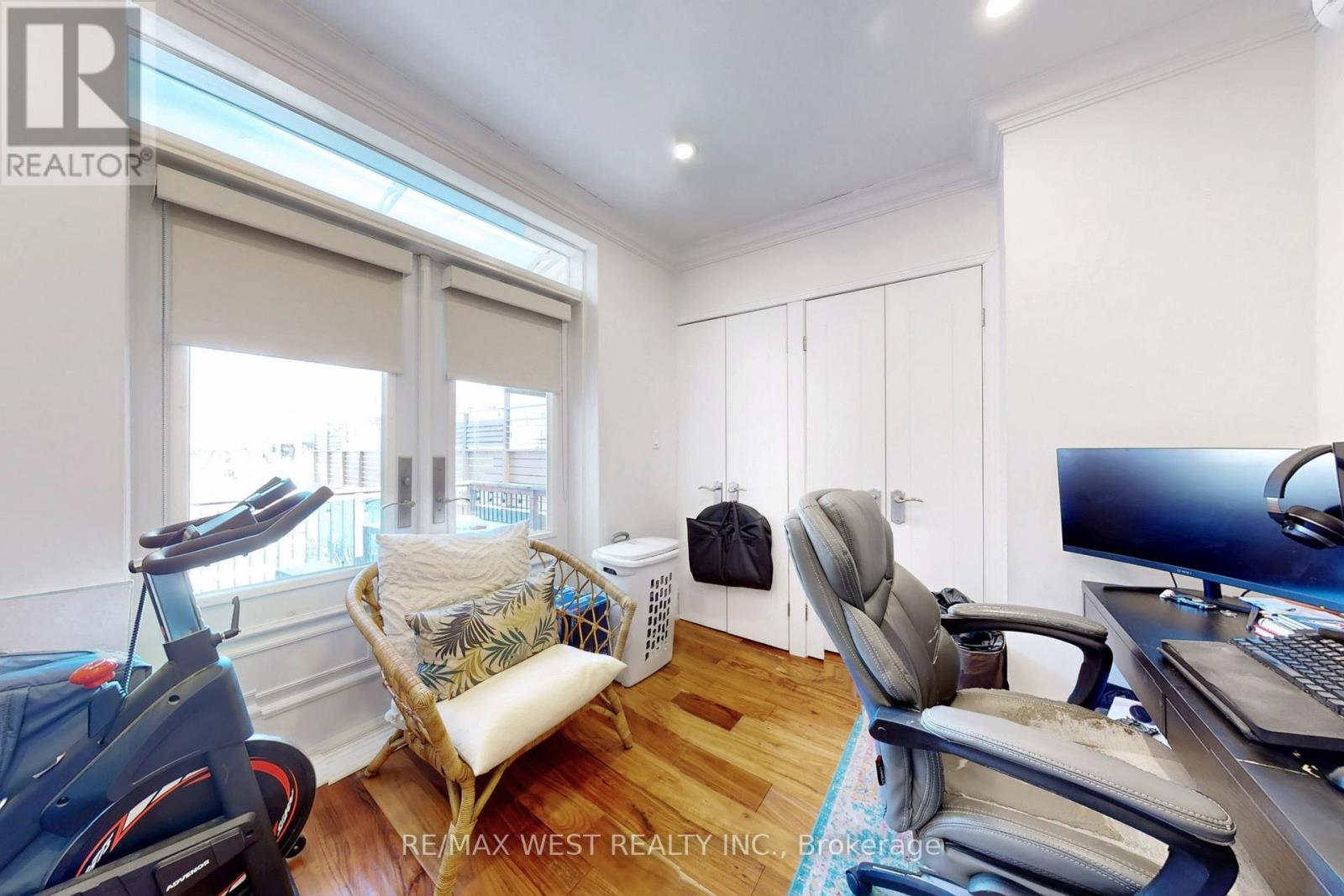 1602 Bloor Street W, Toronto, Ontario  M6P 1A7 - Photo 7 - W12851518