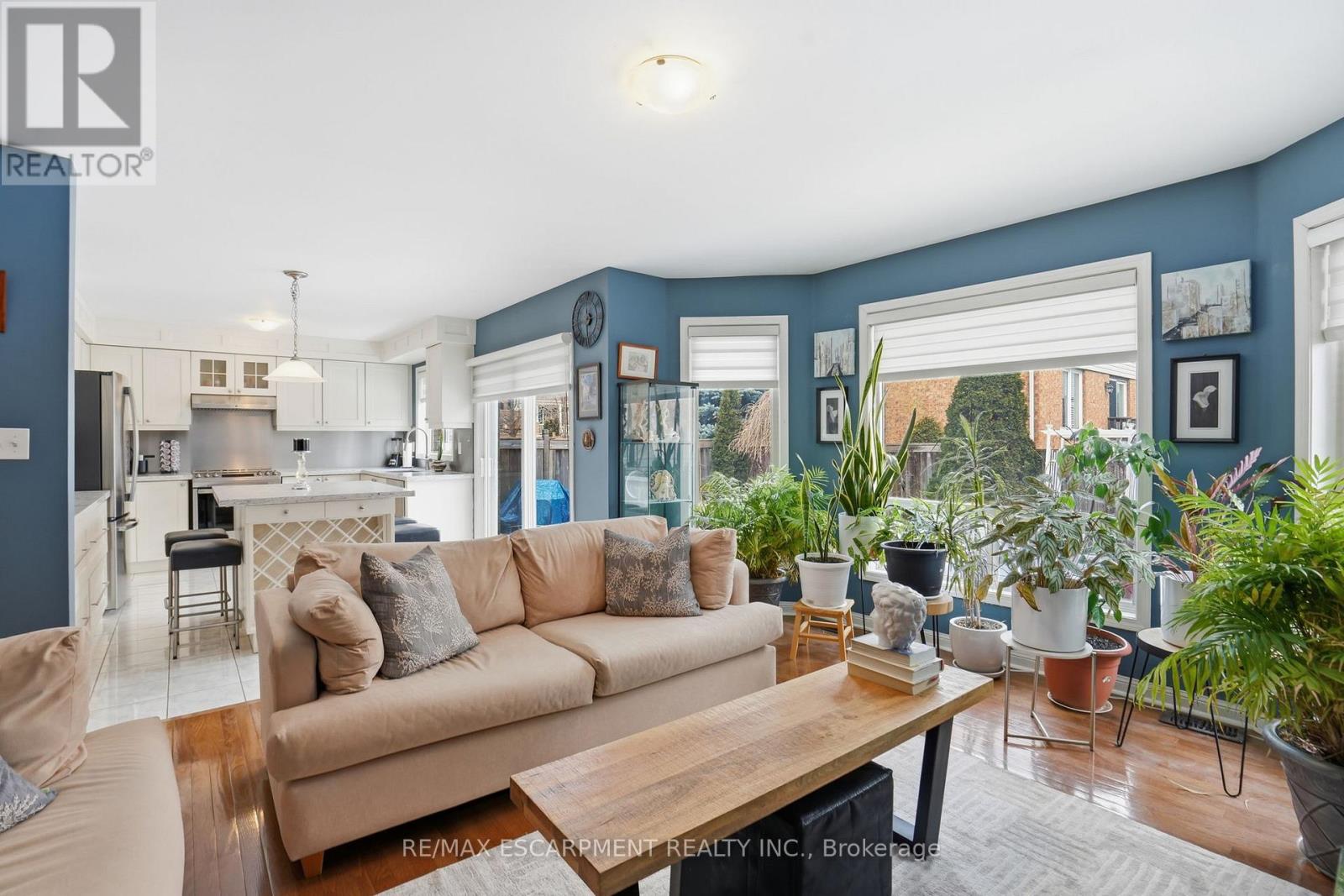 2505 Valleyridge Drive, Oakville, Ontario  L6M 5H3 - Photo 12 - W12851528