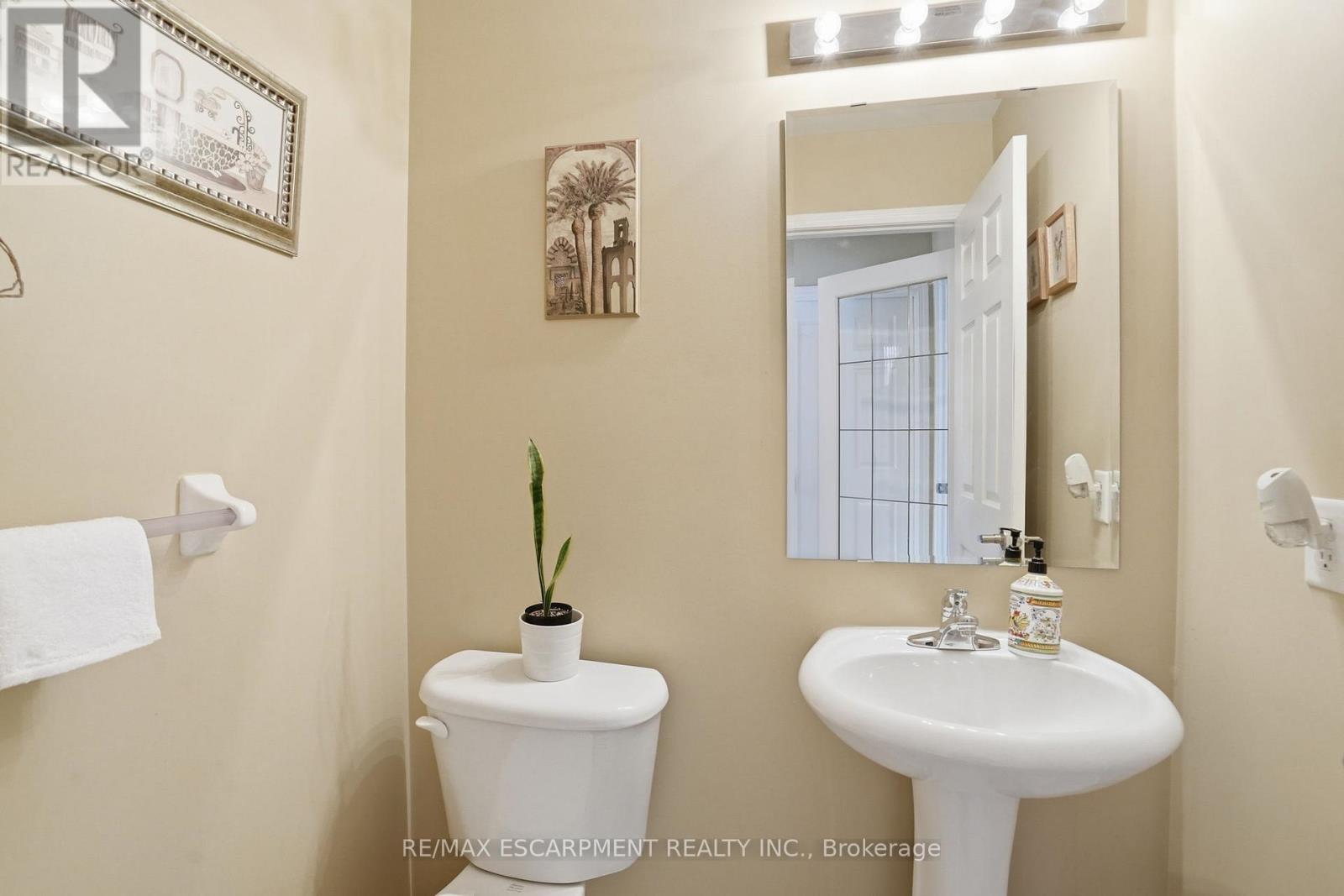 2505 Valleyridge Drive, Oakville, Ontario  L6M 5H3 - Photo 18 - W12851528