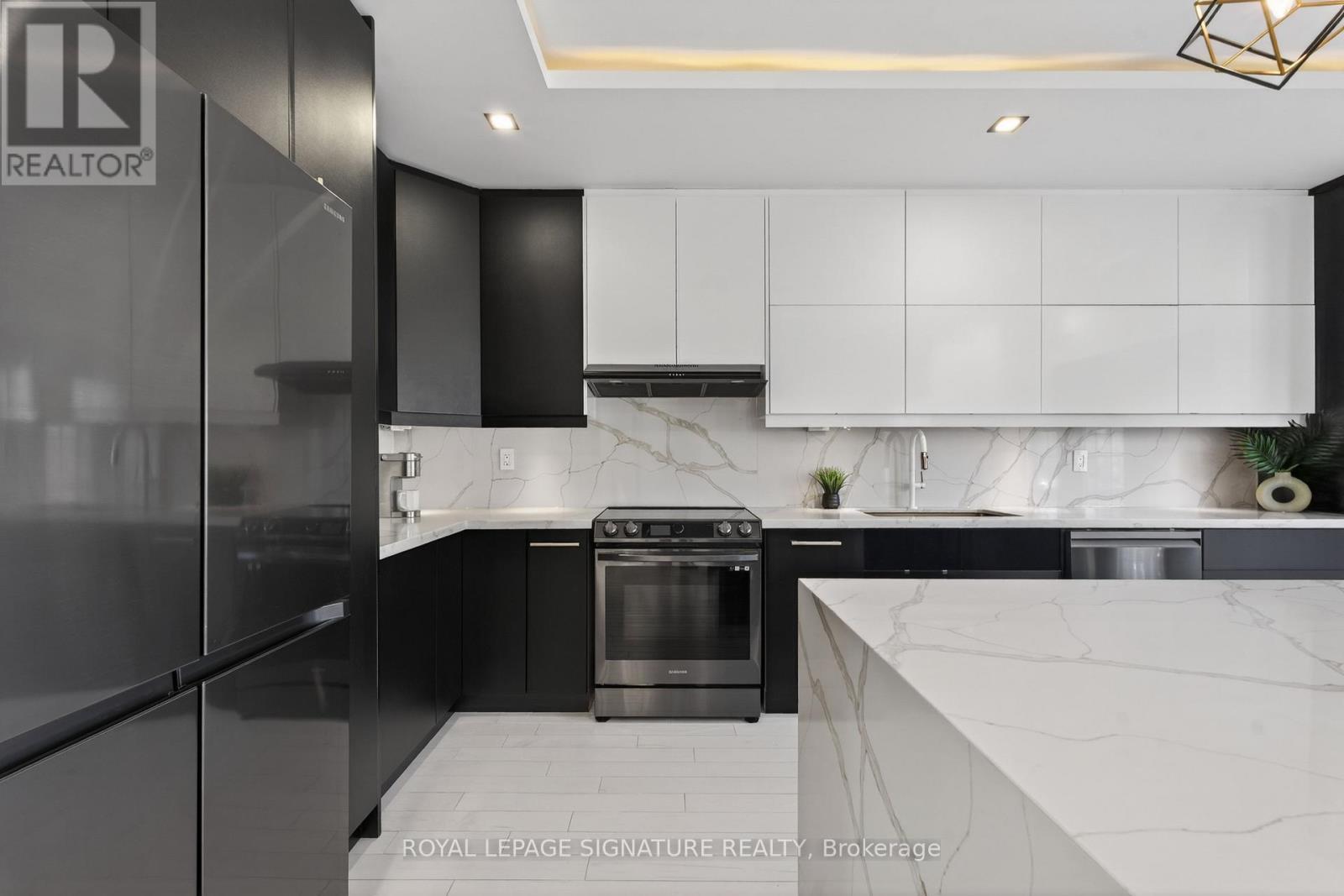 4637 James Austin Drive, Mississauga, Ontario  L4Z 4H2 - Photo 21 - W12851544