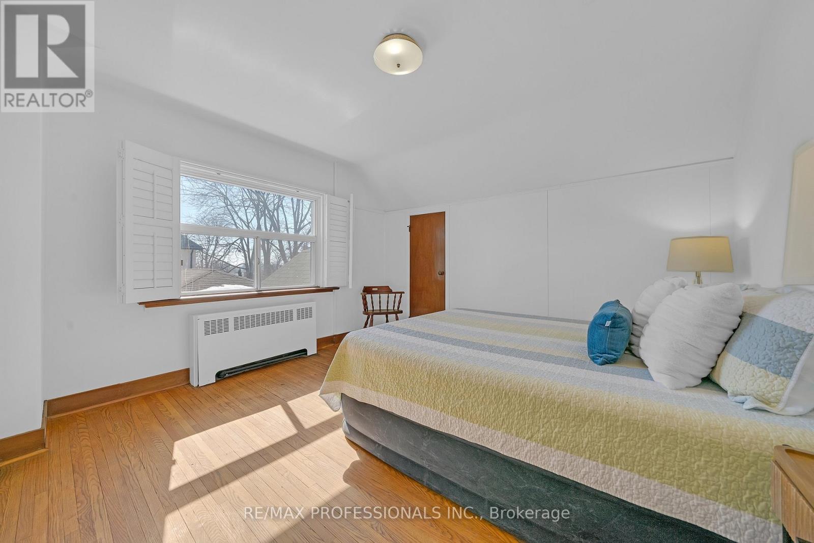 29 Tremont Road, Toronto, Ontario  M9B 3X3 - Photo 13 - W12851616