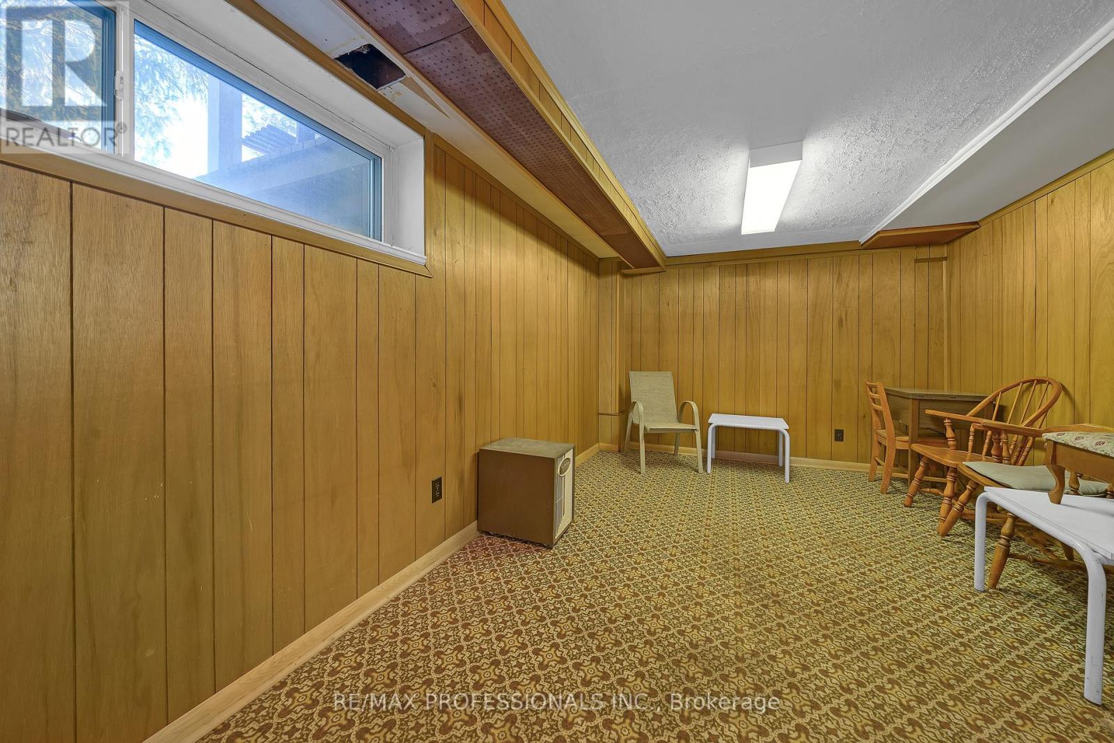 29 Tremont Road, Toronto, Ontario  M9B 3X3 - Photo 19 - W12851616