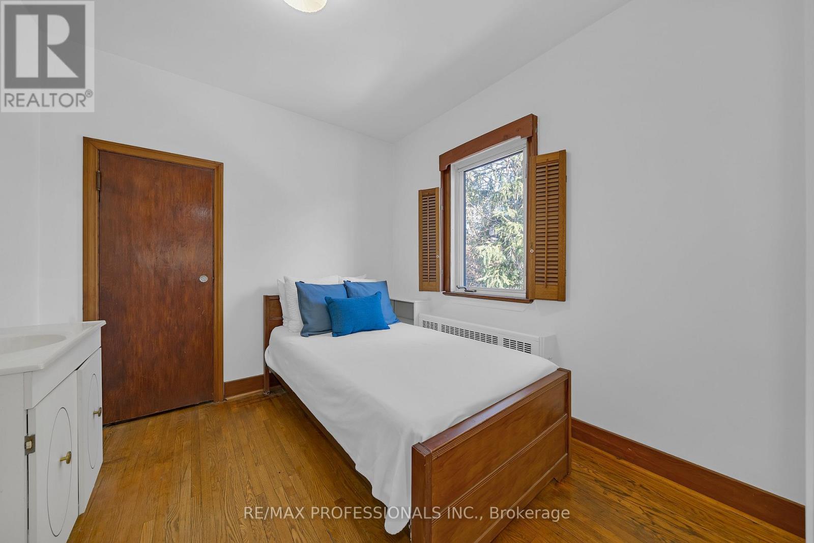 29 Tremont Road, Toronto, Ontario  M9B 3X3 - Photo 26 - W12851616