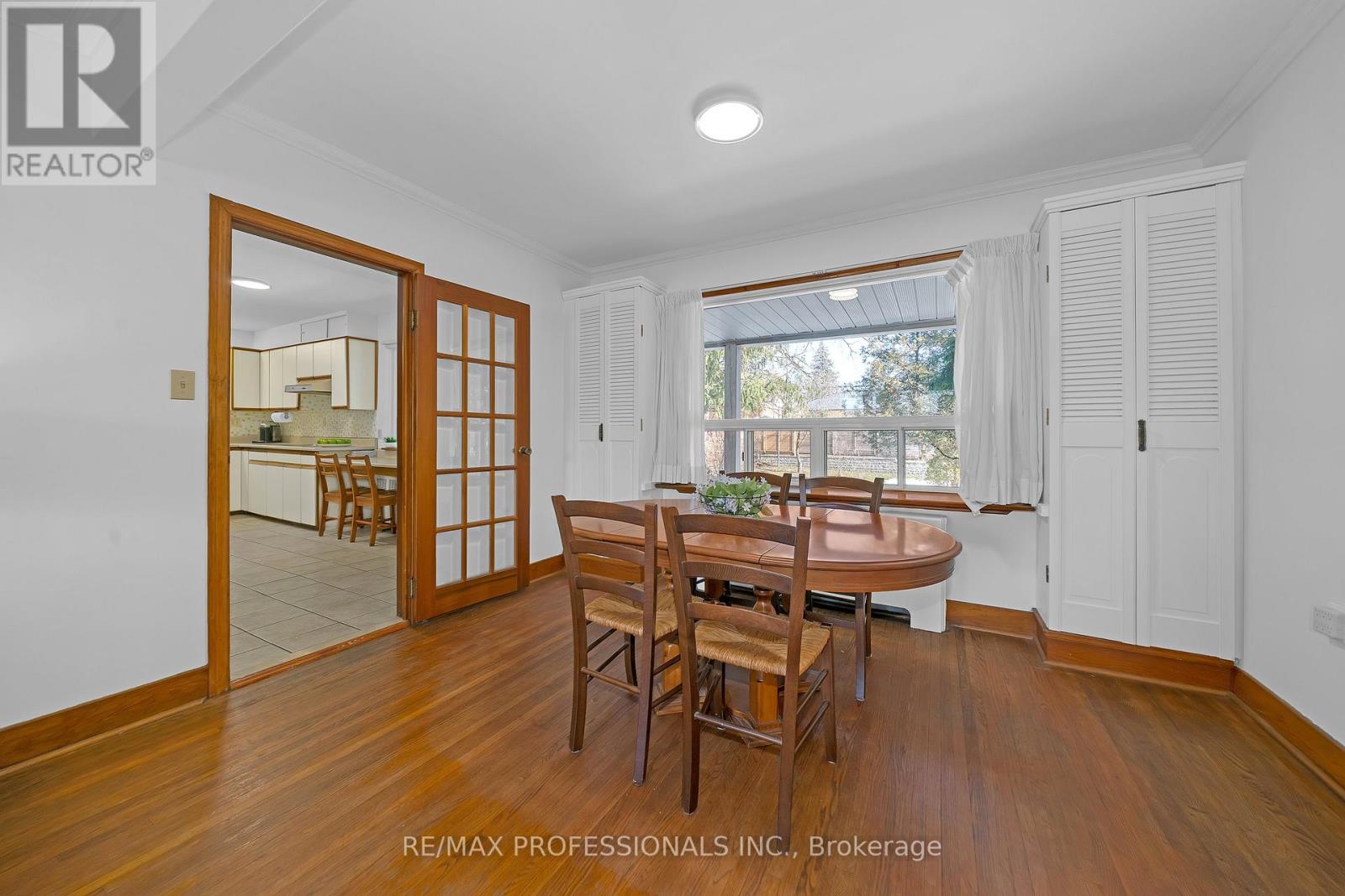 29 Tremont Road, Toronto, Ontario  M9B 3X3 - Photo 8 - W12851616