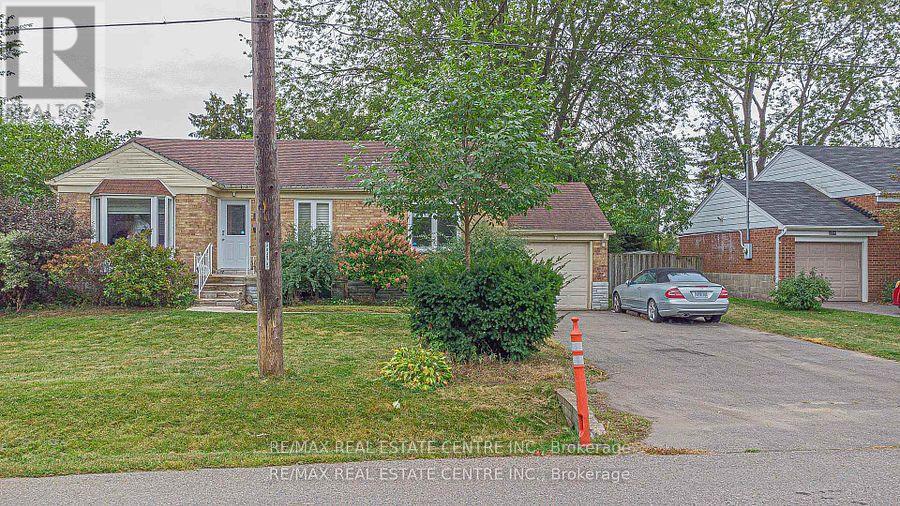 1292 Crossfield Bend, Mississauga, Ontario  L5G 3P4 - Photo 2 - W12851620