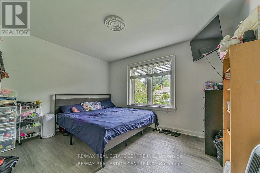 1292 Crossfield Bend, Mississauga, Ontario  L5G 3P4 - Photo 25 - W12851620