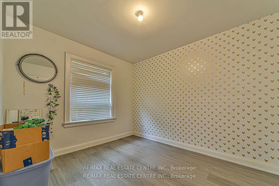 1292 Crossfield Bend, Mississauga, Ontario  L5G 3P4 - Photo 28 - W12851620