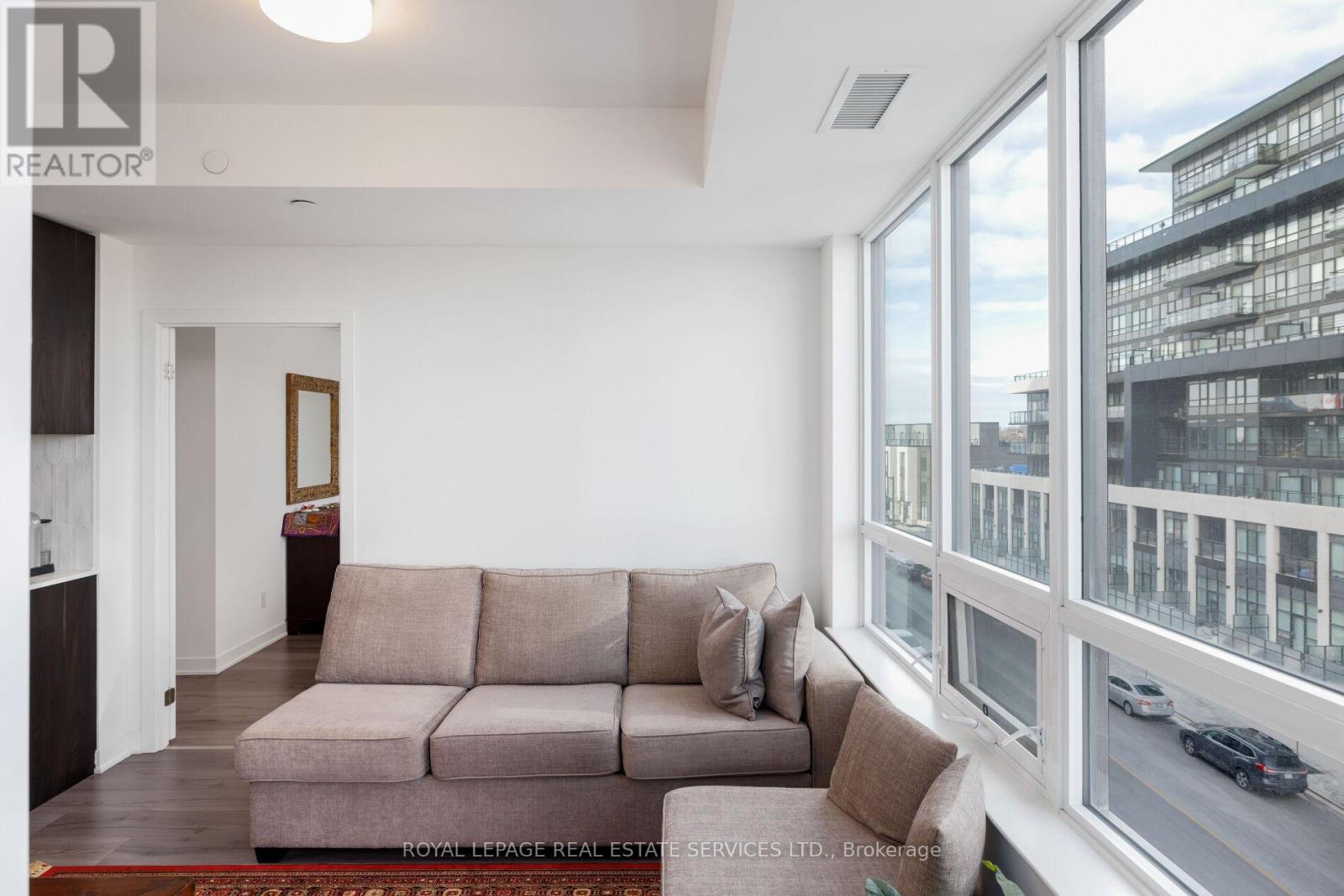 424 - 405 Dundas Street W, Oakville, Ontario  L6M 5P9 - Photo 11 - W12851628