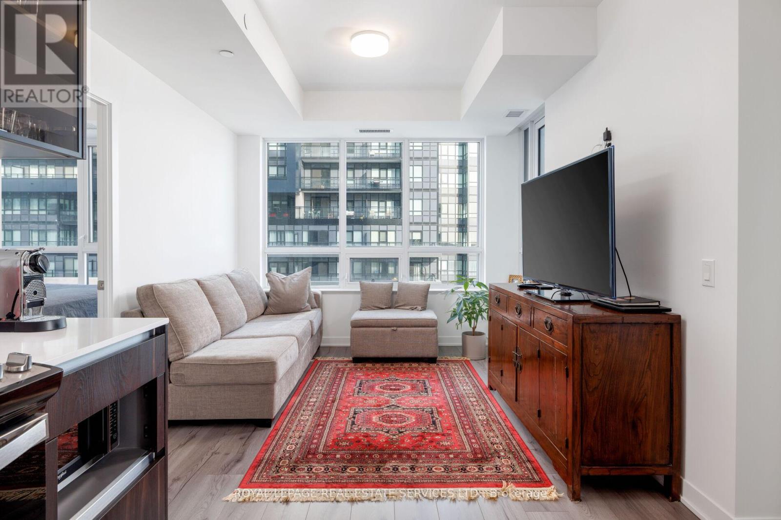 424 - 405 Dundas Street W, Oakville, Ontario  L6M 5P9 - Photo 7 - W12851628