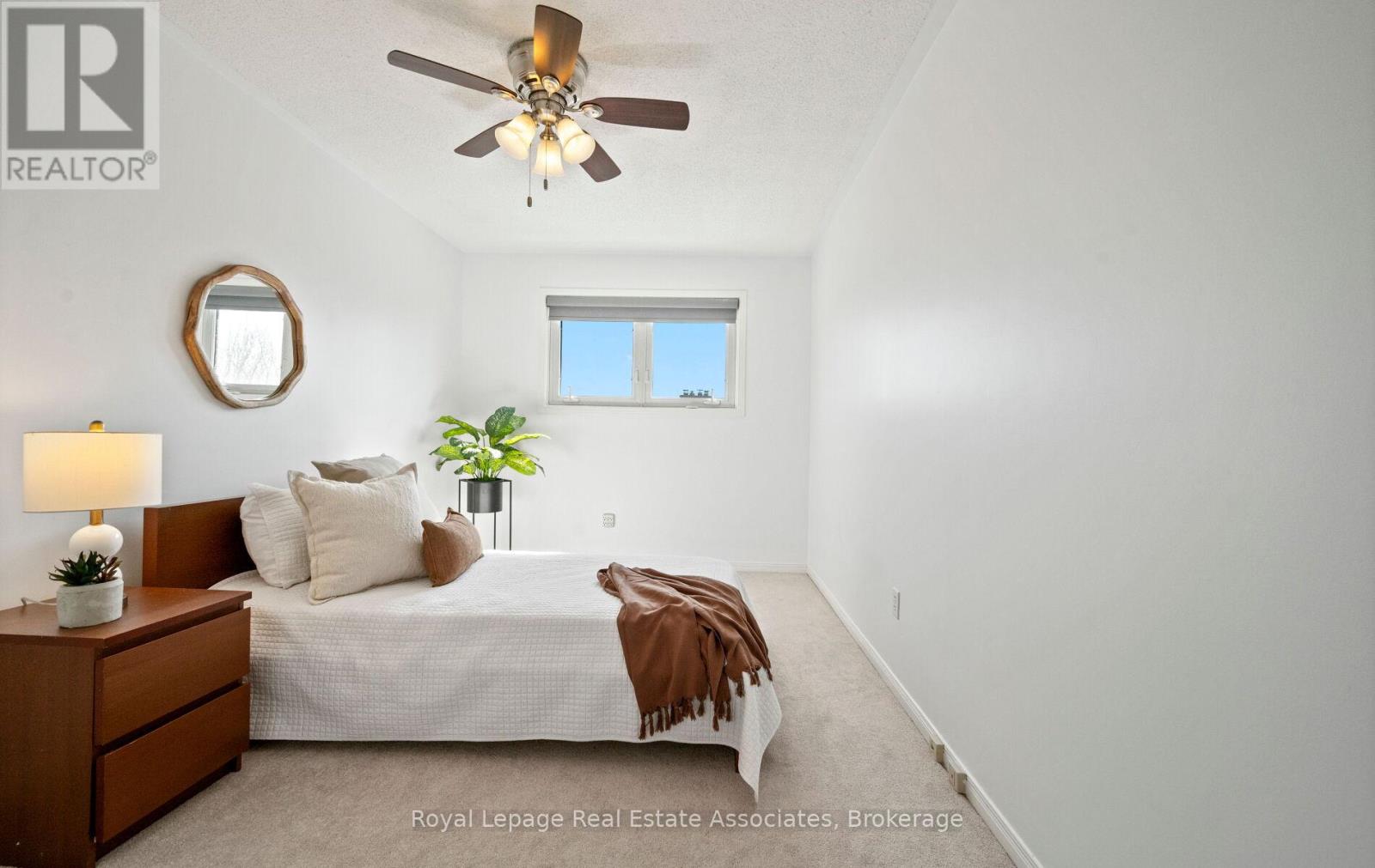 144 Genesee Drive, Oakville, Ontario  L6H 5Y9 - Photo 20 - W12851668