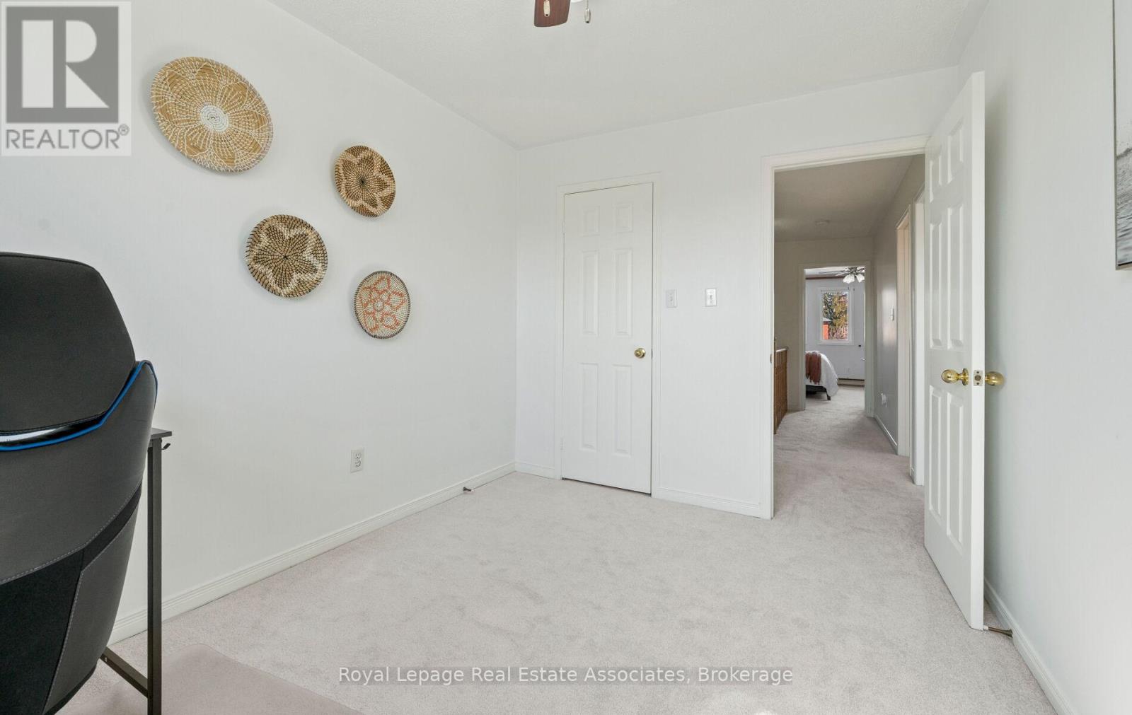 144 Genesee Drive, Oakville, Ontario  L6H 5Y9 - Photo 22 - W12851668