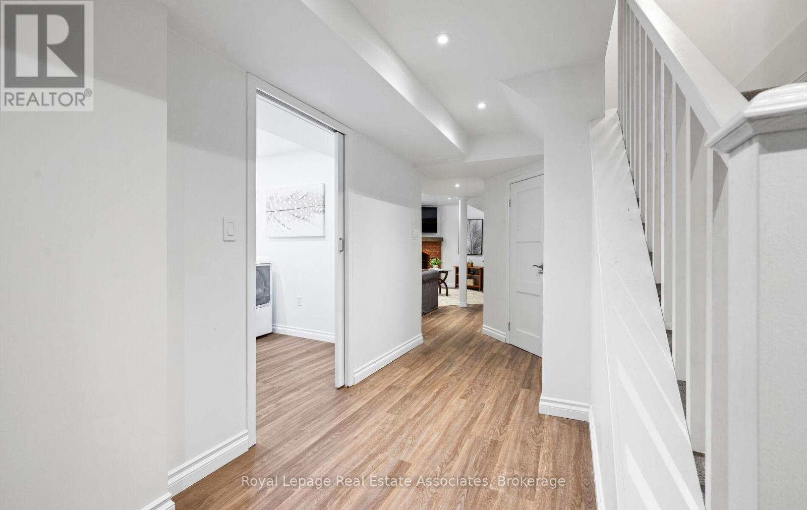 144 Genesee Drive, Oakville, Ontario  L6H 5Y9 - Photo 25 - W12851668